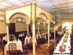 Hotel Asia Jammu Tawi Катра Екстериор снимка
